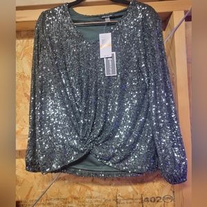 Cable & Gauge NWT Green Sequin Blouse Womens Size Small‎